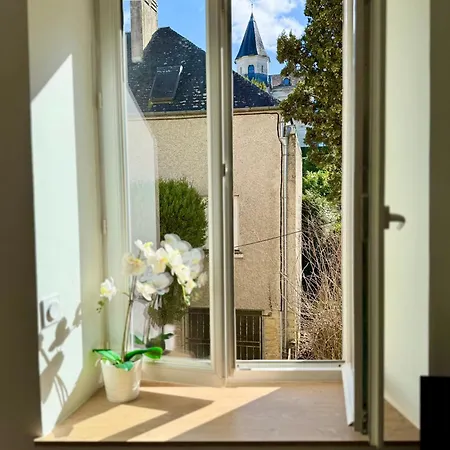 L'imaginaire Au Pied De La Vieille *